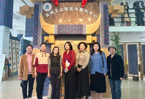 以媒为媒师范学院赴广西进行专业调研